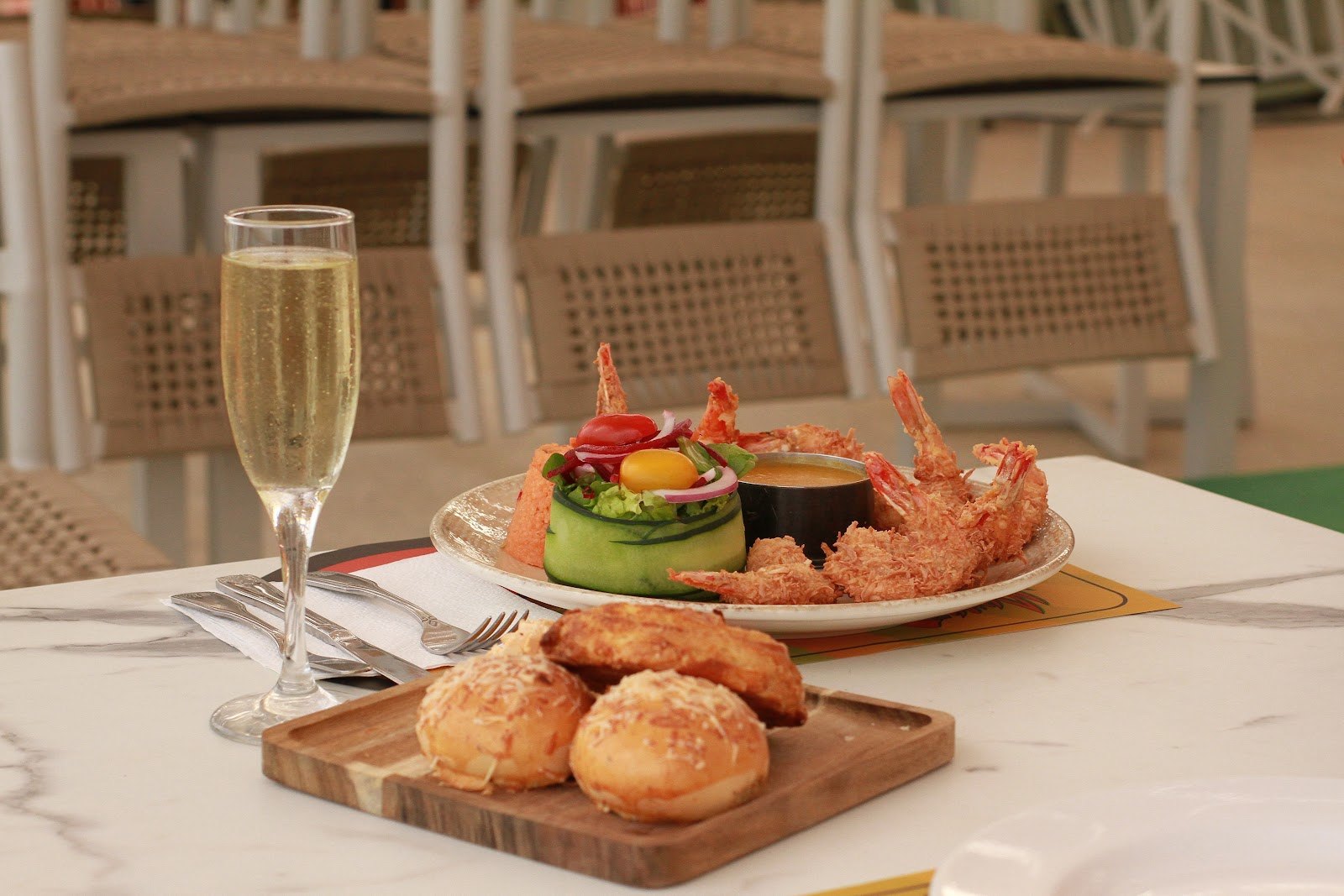 md-food-shrimp-tower-bay.jpg